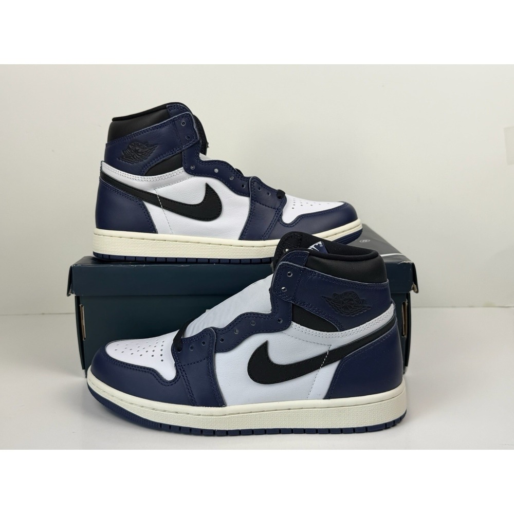 Nike Air Jordan 1 Retro Sneakers Men's Size 7.5 Midnight Navy/ Black DZ5485-401